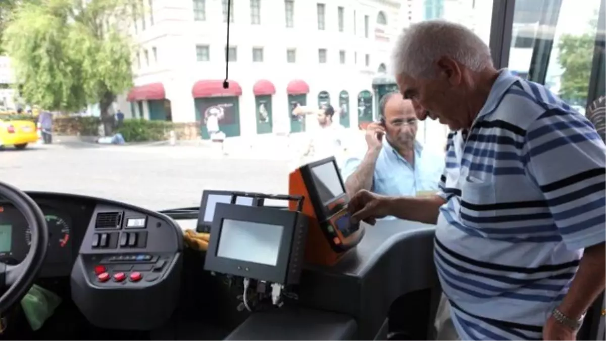 İstanbul\'da Toplu Taşıma, Çarşamba Gecesine Kadar Ücretsiz