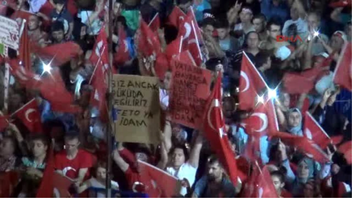 İzmir Demokrasi Nöbeti 11\'inci Gününde
