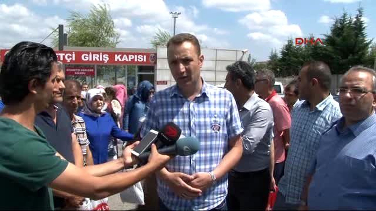 Kuleli Lisesi Öğrencilerinin Aileleri Cezaevi Önünde Açıklama Yaptı