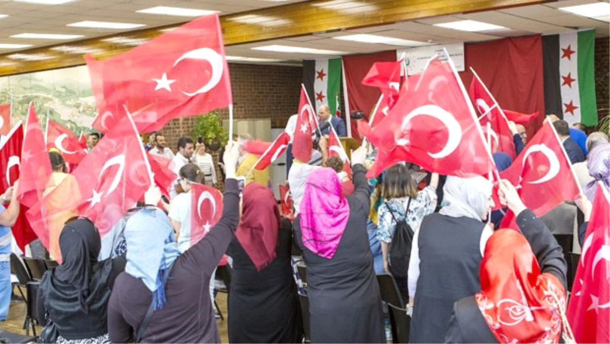 Londralı Suriyelilerden \'Türkiye\'ye Teşekkür\' Kutlaması