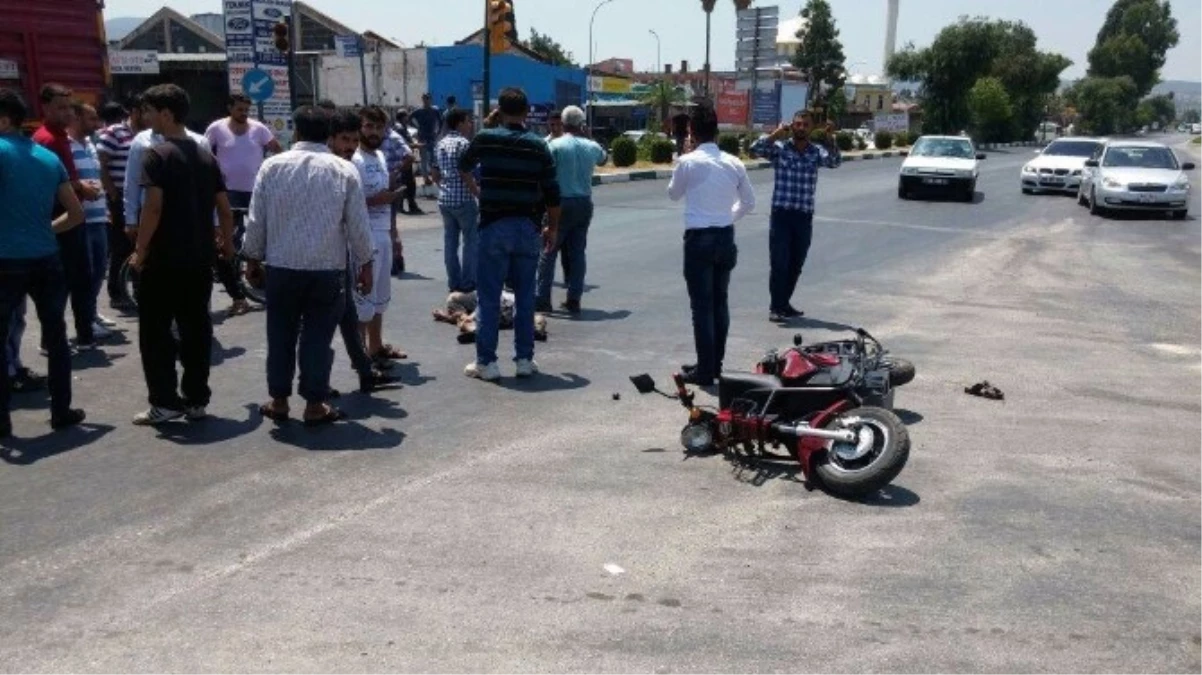 Osmaniye\'de Trafik Kazaları: 2 Ölü