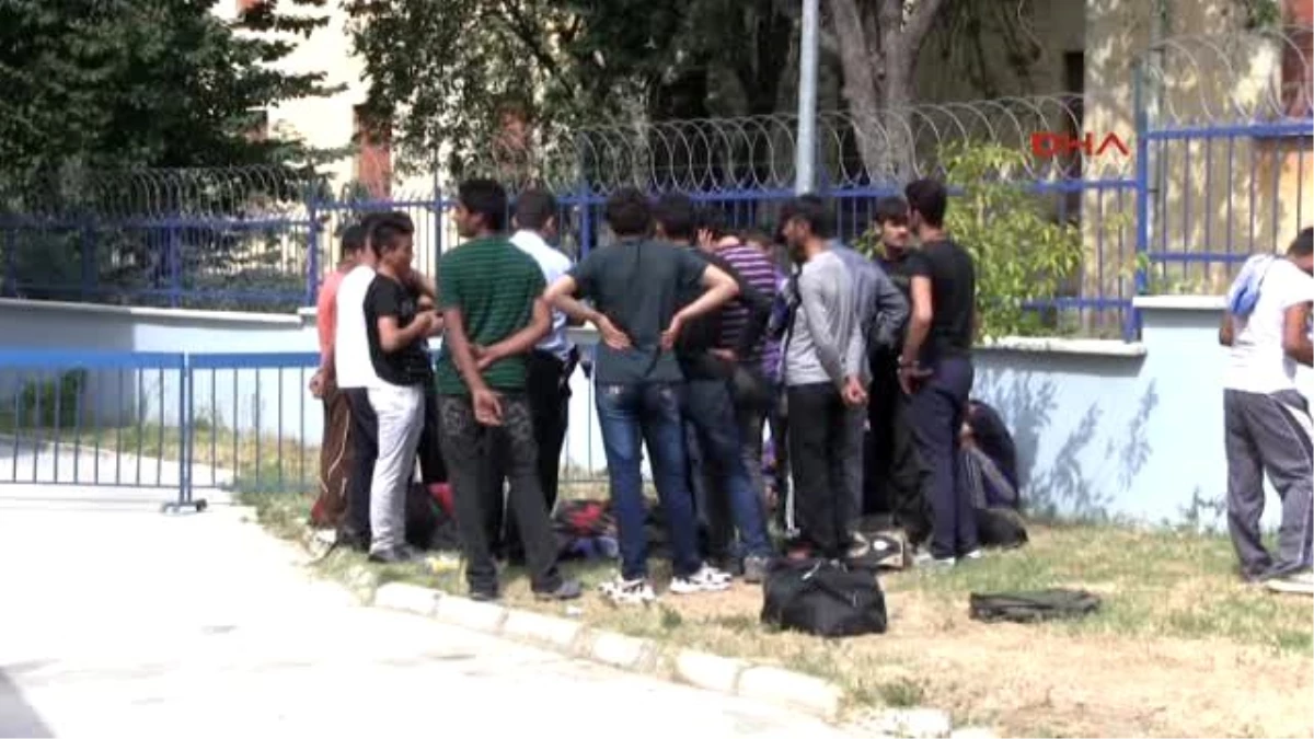 Tokat Erbaa\'da 46 Kaçak Göçmen Yakalandı