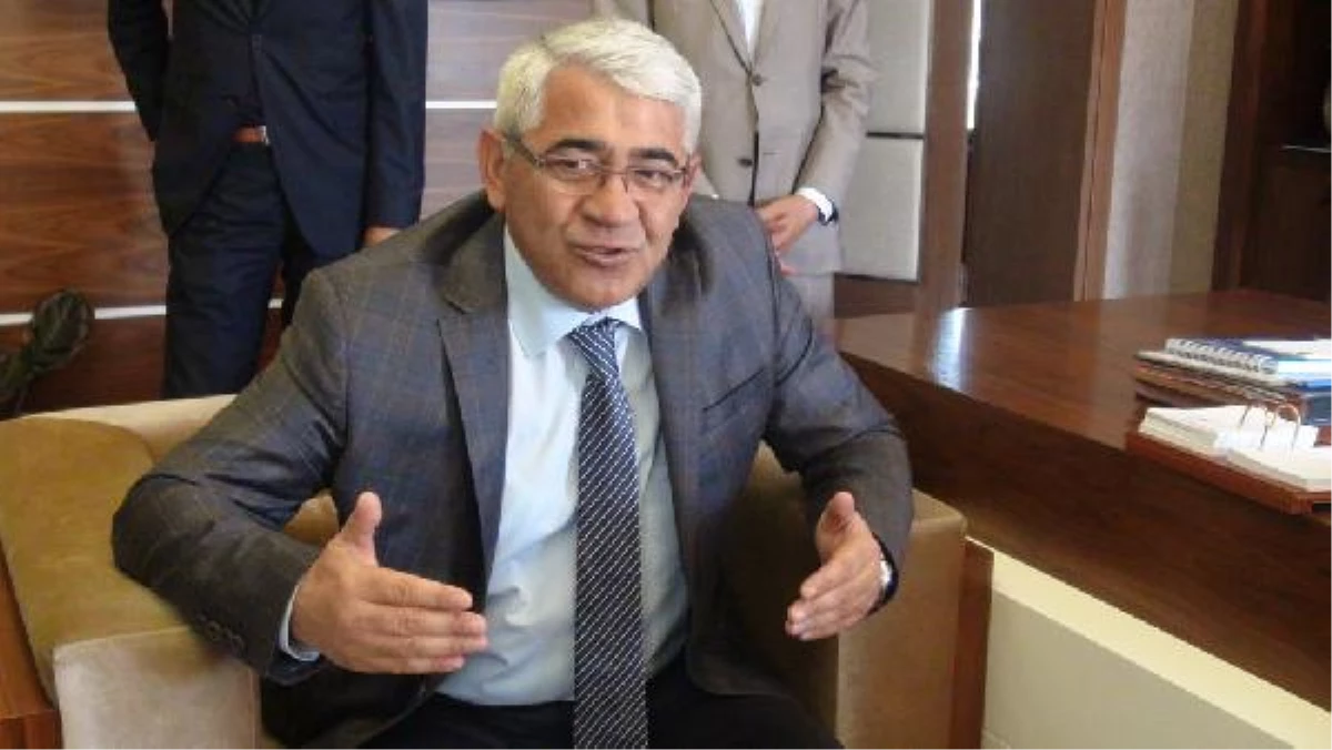 Azerbaycan\'ın Mingeçevir Belediye Başkanı, Türk Milleti Büyüklüğünü Gösterdi