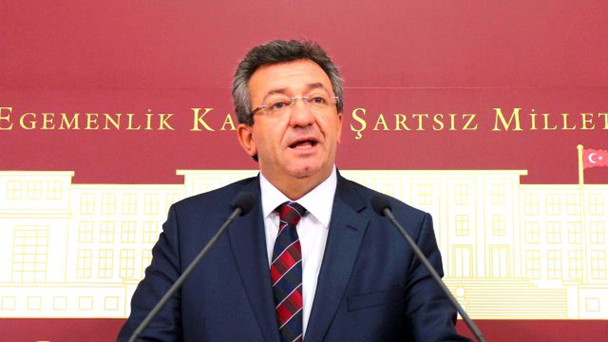 CHP\'li Altay: Yeğenimin Öğretmenlik Lisansı İptal Edildi