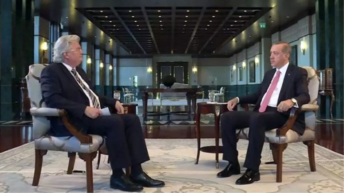 Cumhurbaşkanı Erdoğan, Alman Spikere 'Ben Kral Değilim' Diyerek Çıkıştı