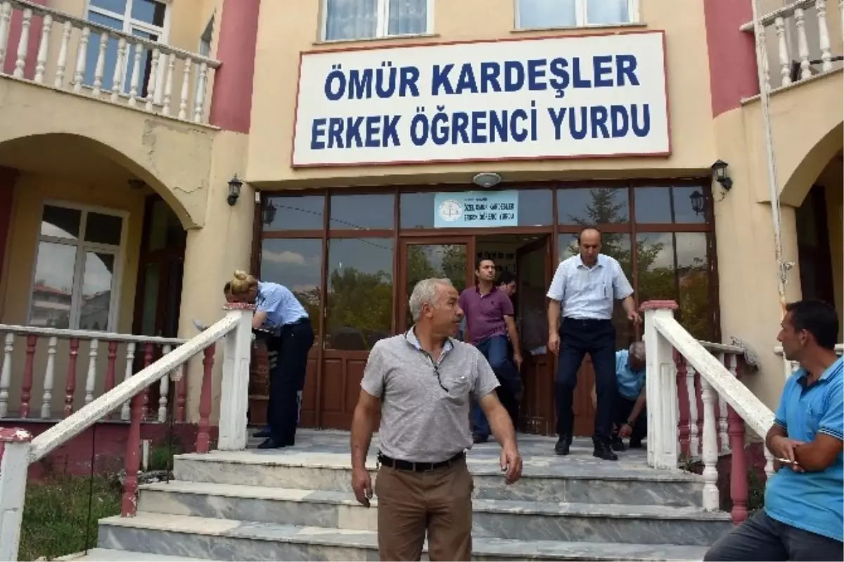 Dursunbey\'de Fetö Bağlantılı Yurtlar Kapatıldı