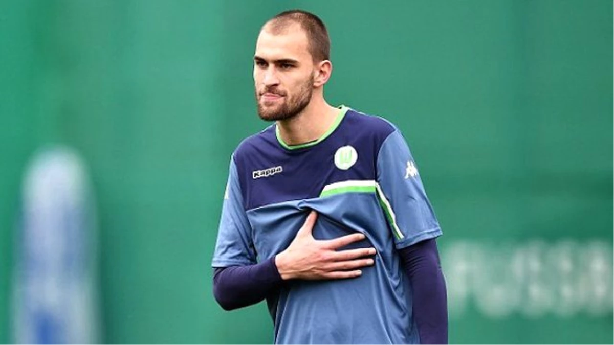 Galatasaray\'ın İstediği Bas Dost Kulübüne Rest Çekti: Bırakın Gideyim