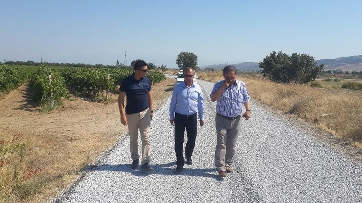 Gölmarmara\'da 3 Mahalle Daha Asfalta Kavuştu