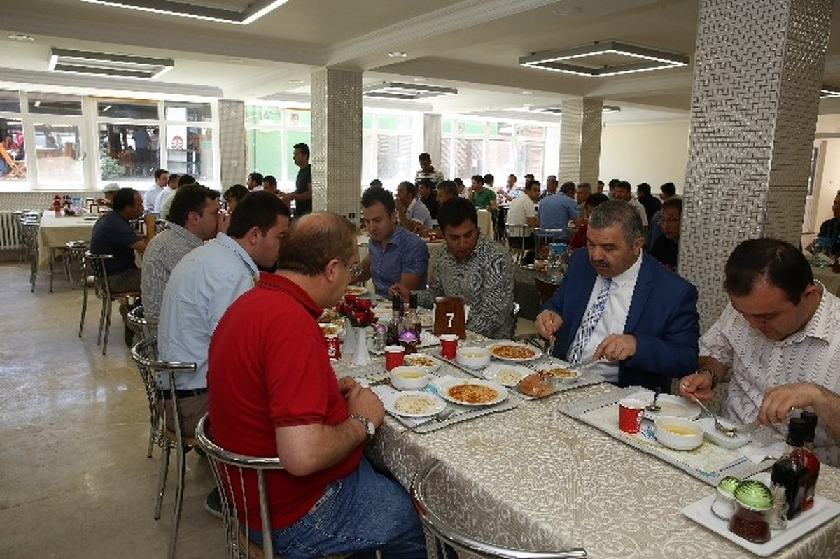 İkinci Emir Gelene Kadar Nöbetteyiz"