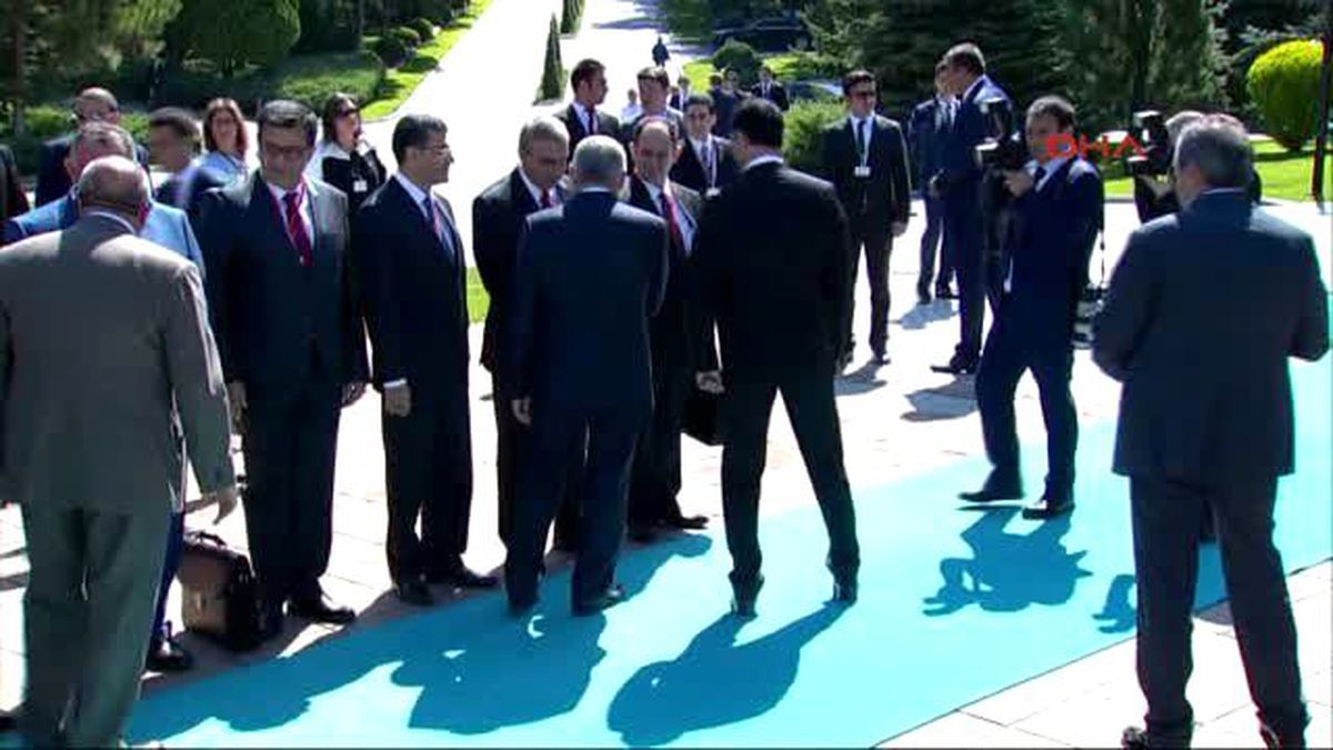 KKTC Başbakanı Hüseyin Özgürgün\'ü Çankaya Köşkü\'nde Resmi Törenle Karşılandı 2