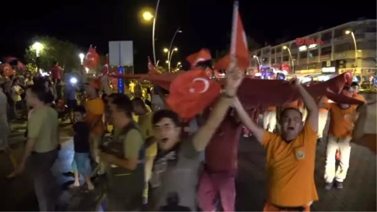 Marmaris\'te Demokrasi Nöbeti Protokolü Buluşturdu