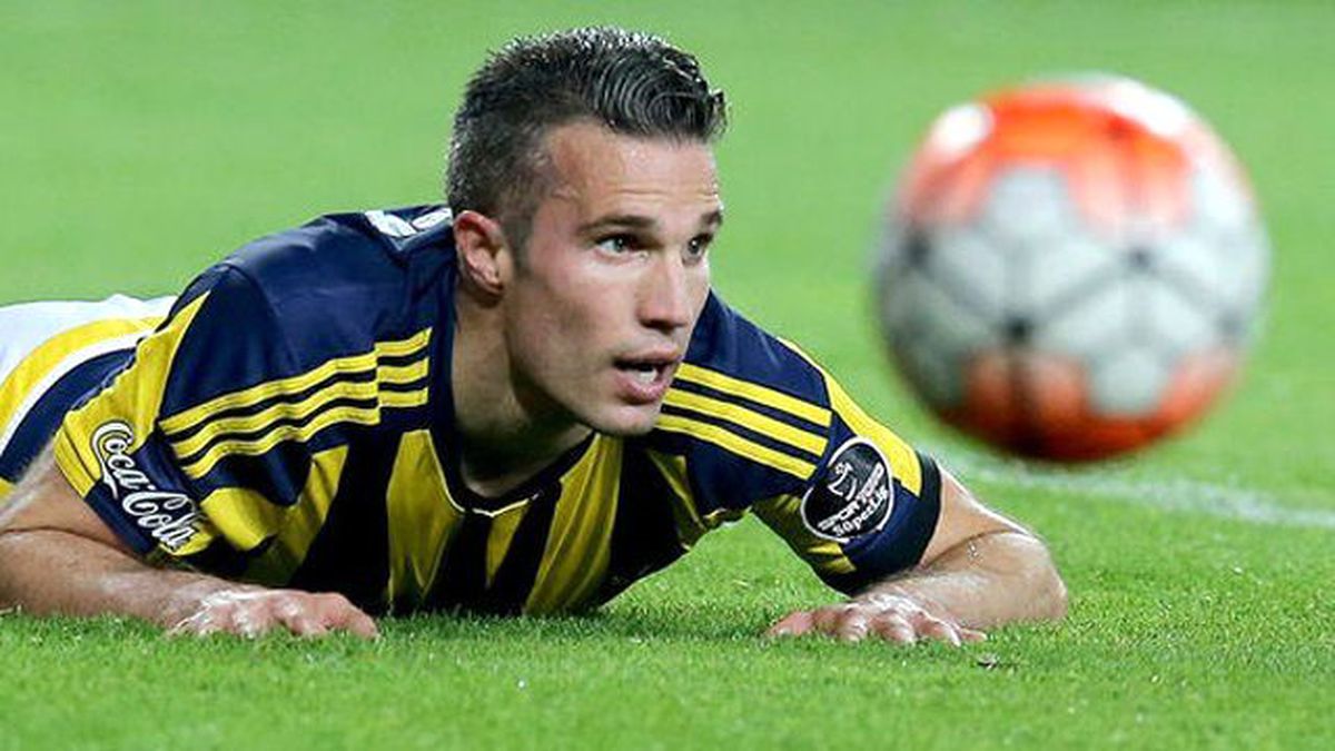 Robin van Persie, Monaco Maçında Oynayamayacak