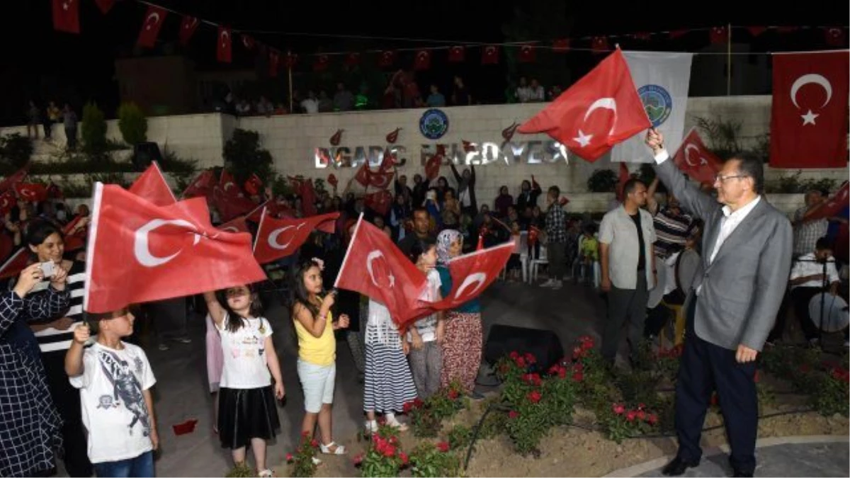 7\'den 70\'e Binlerce Bigadiçli Demokrasi Nöbetinde