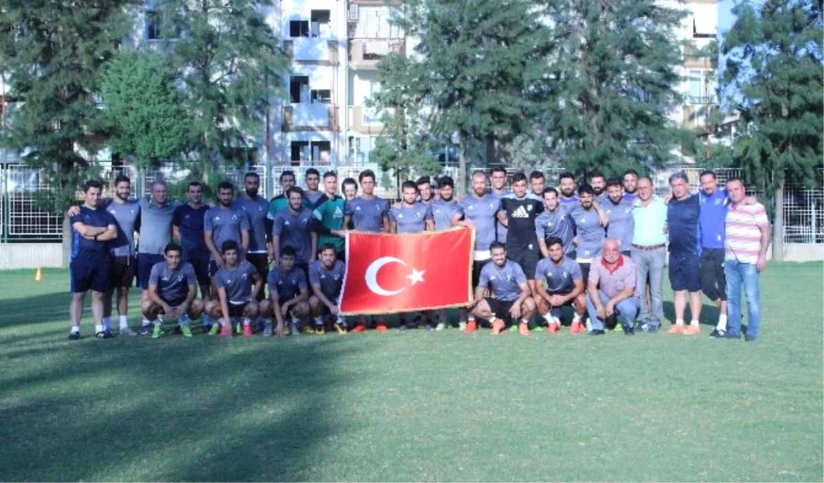 Aydınspor 1923\'ten Darbeye Bayraklı Tepki