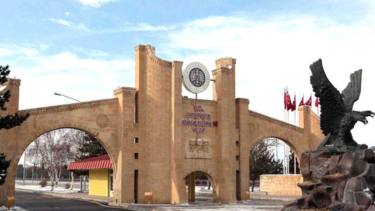 Erzurum Üniversitesi'nde 20 Akademisyen Açığa Alındı