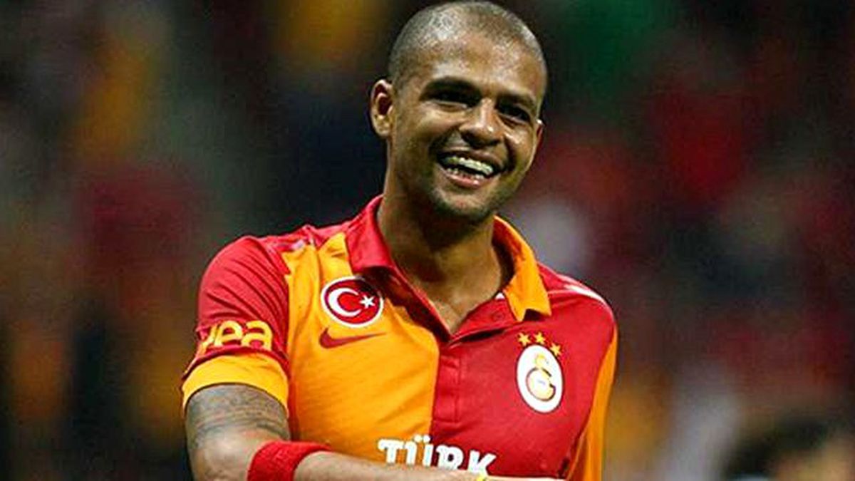 Felipe Melo, Radamel Falcao'ya Twitter Üzerinden Şans Diledi