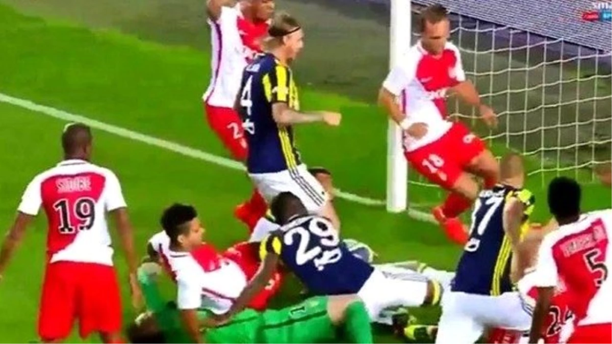 Fenerbahçe - Monaco Maçında Fernandao\'nun Golü Faul Nedeniyle Sayılmadı