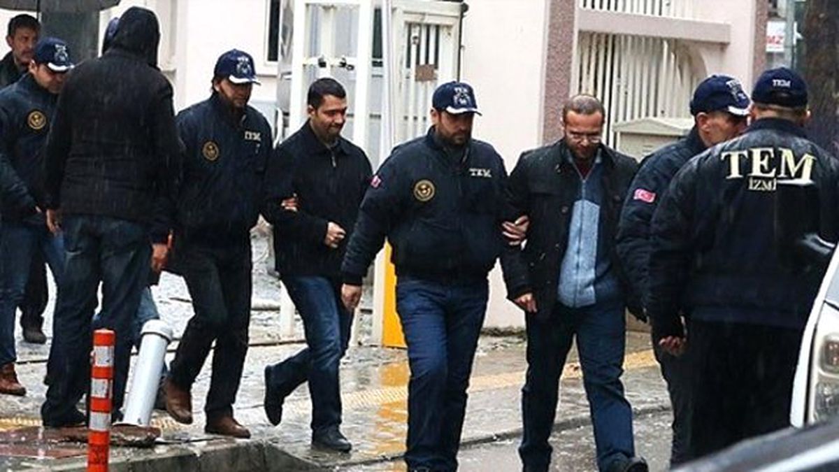 Kahramanmaraş\'ta 28 Polis Daha Tutuklandı