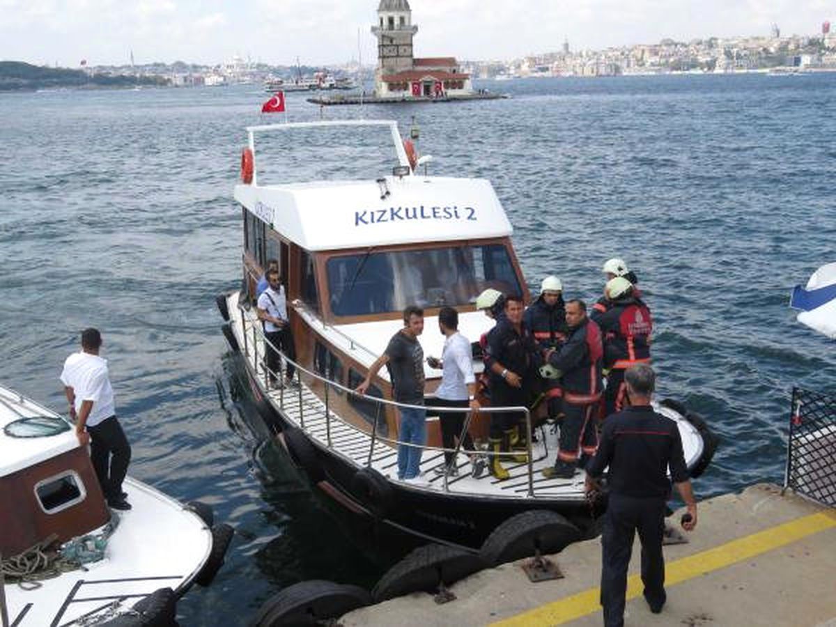 Kız Kulesi\'de Yangın İhbarı (1)