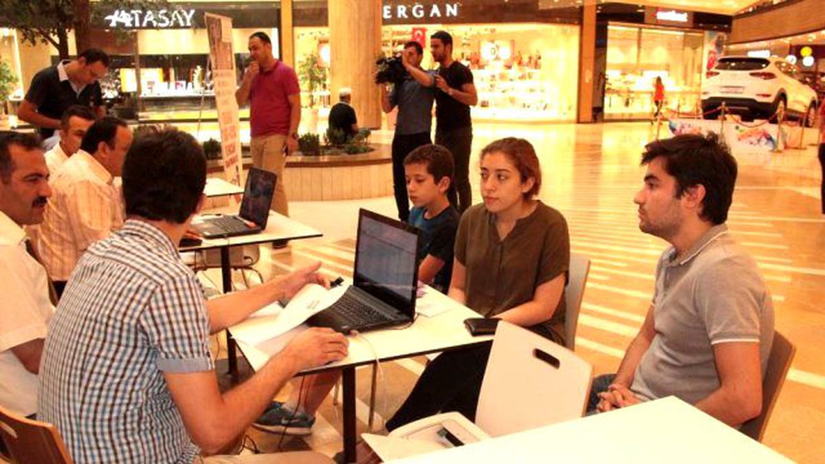 Piazza\'da YGS-LYS Tercih Danışma Merkezi Kuruldu