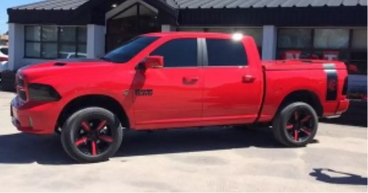 700 Hp Dodge Ram 1500 Karşınızda