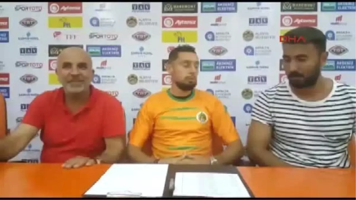 Alanyaspor, Ismail Aissati ile 2 Yıllık Sözleşme İmzaladı