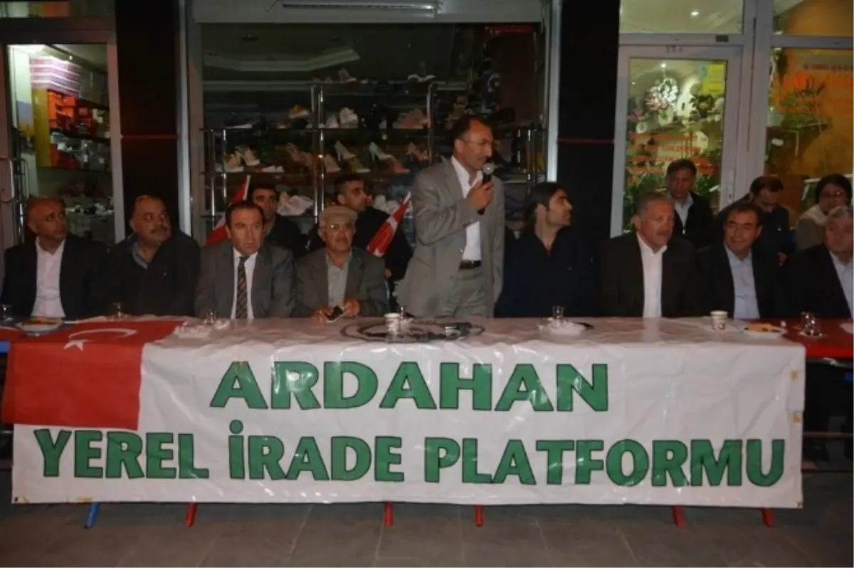 Ardahan Belediyesi Öncülüğünde Yerel İrade Platformu Darbeye Karşı Bildiri İçin Toplandı