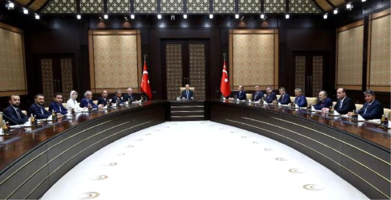 Cumhurbaşkanı Erdoğan, TBMM Başkanı Kahraman ve Başkanlık Divanı Üyelerini Kabul Etti