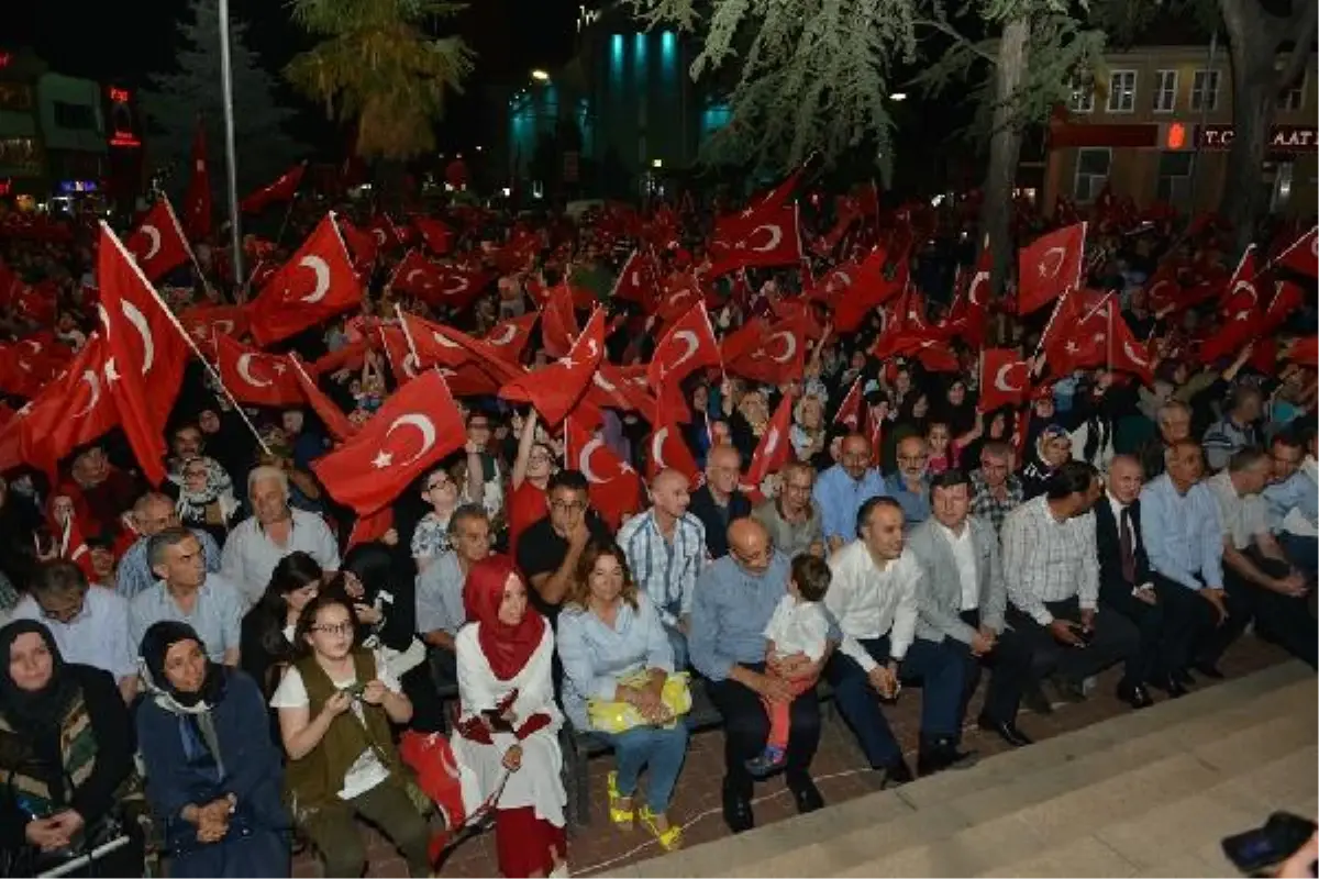 Dilipak: Fetö Çetesi Çeyrek Asırdır Bu Darbeye Hazırlanıyordu