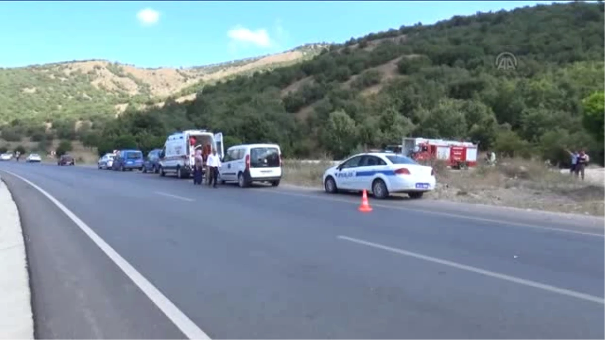 Düğün Yolunda Trafik Kazası: 4 Ölü, 1 Yaralı - Amasya