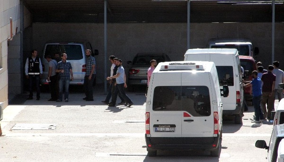 Elazığ\'da 12 Asker Adliyeye Sevk Edildi