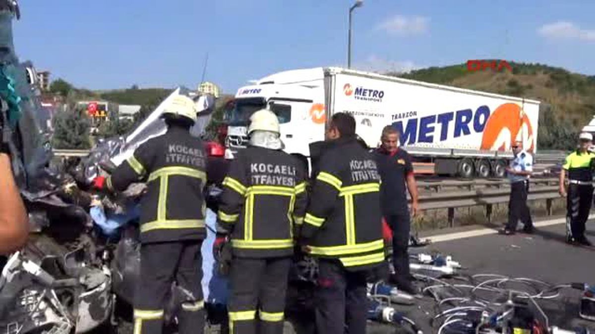 Kocaeli Sol Şeritte Tır Faciası: 1 Ölü, 7 Yaralı