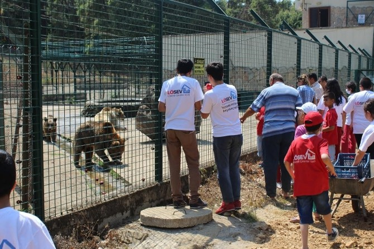 Lösemili Çocuklar Karacabey\'e Hayran Kaldı