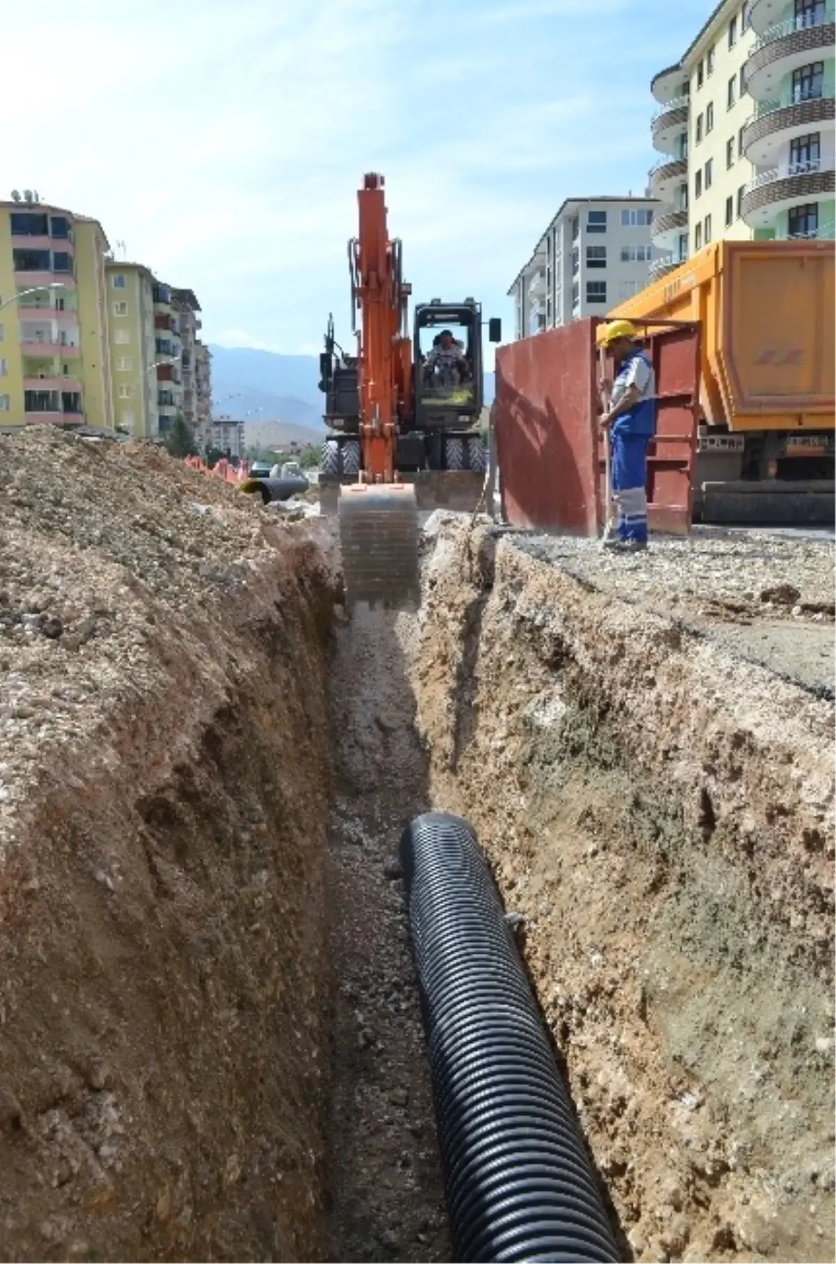 Maski, Fahri Kayahan' Bulvarı'nda Çalışmalarını Tamamladı