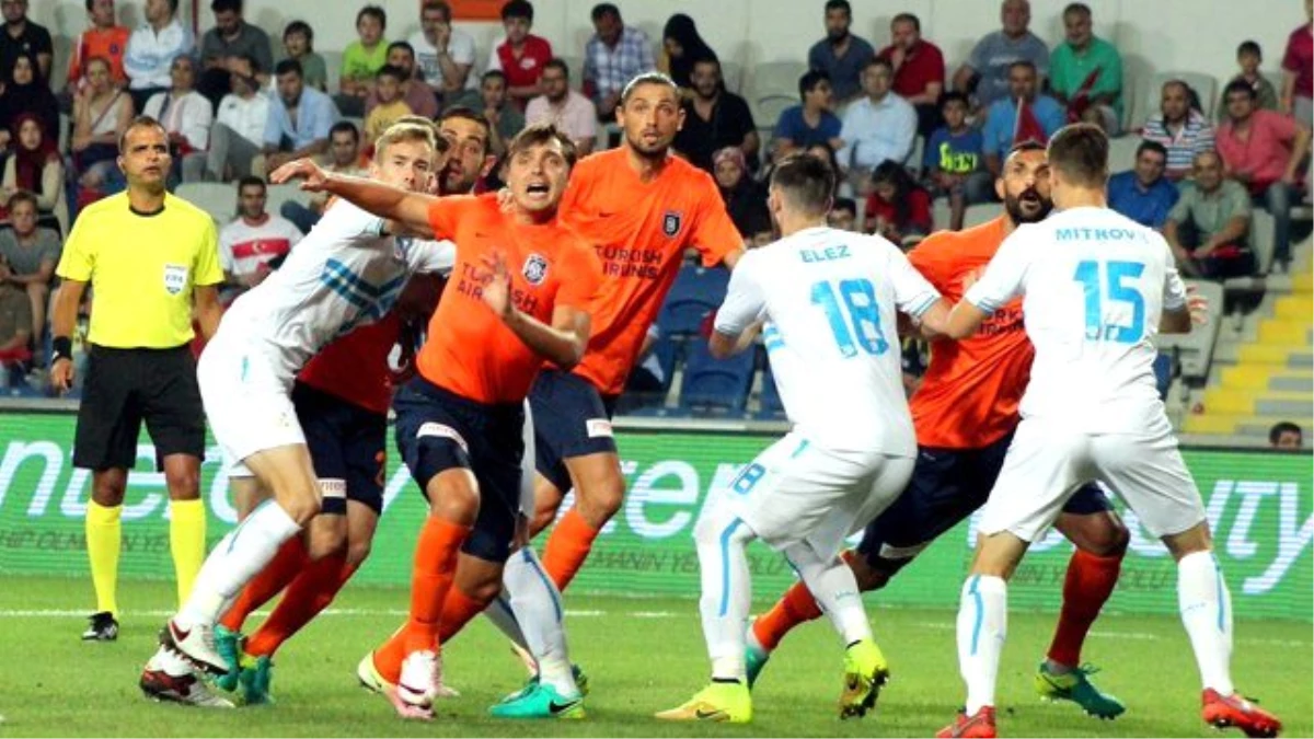 Medipol Başakşehir, Rijeka ile 0-0 Berabere Kaldı