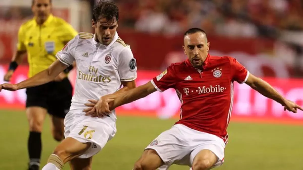 Milan, Bayern Münih\'i 8-6 Yendi