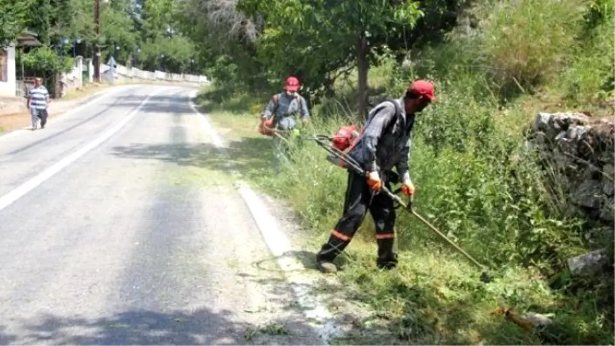 Toroslar\'da Temizlik Çalışmaları