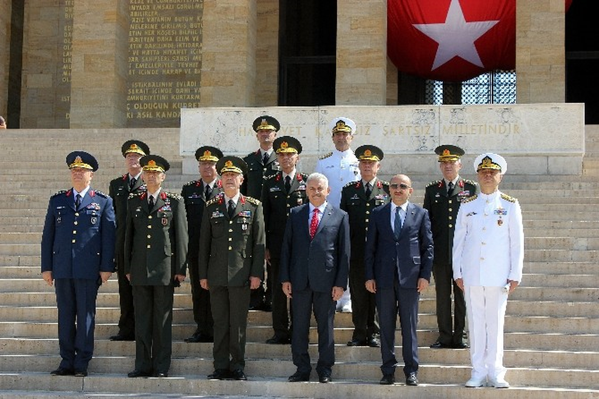 Yaş Üyeleri Anıtkabir\'de