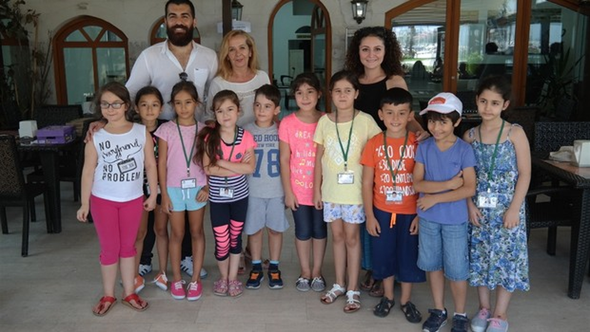 400 Çocuğa Sanat Eğitimi