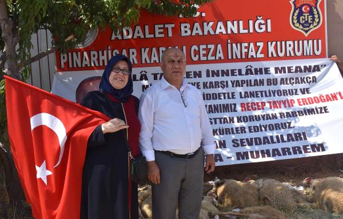 Cumhurbaşkanı Erdoğan İçin Pınarhisar Cezaevi Önünde 10 Kurban Kesildi