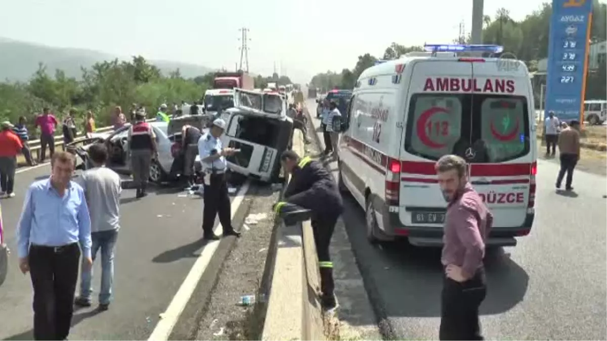 Düzce\'deki Trafik Kazası