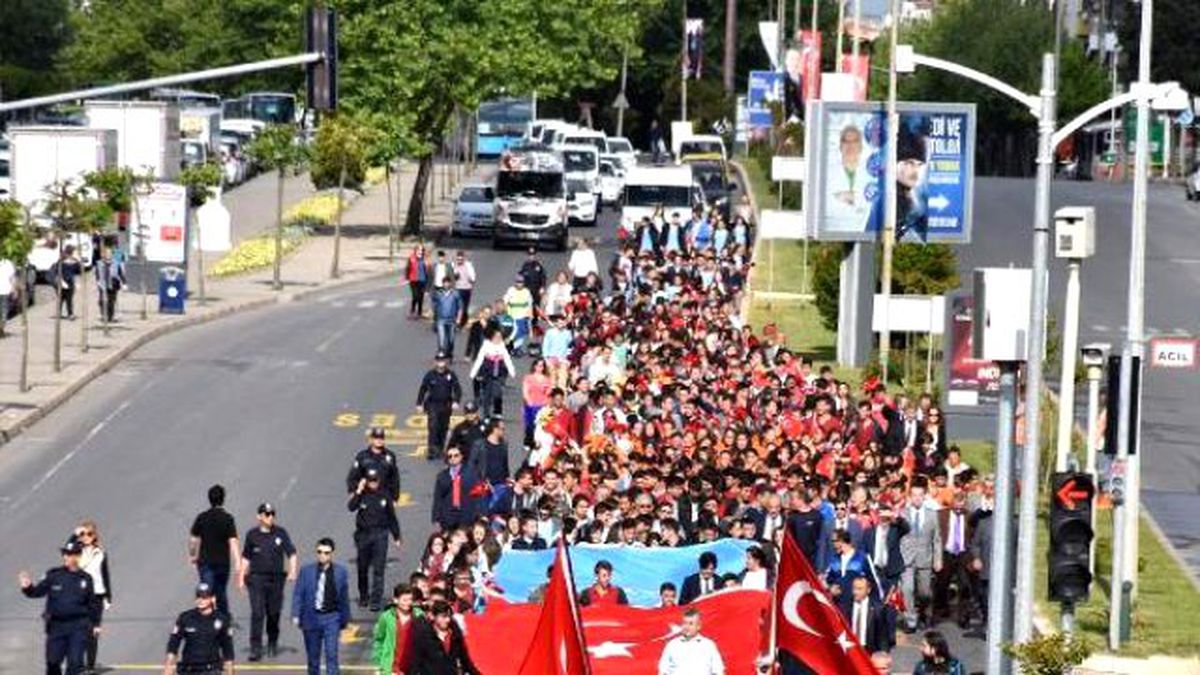 Fetö\'nün Darbe Girişimine Karşı Tepkiler