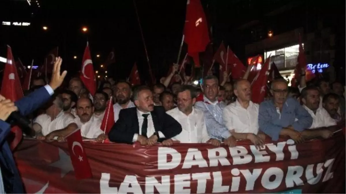 Fetö\'nün Darbe Girişimine Tepkiler - Bursa Müftülüğü\'nden "Demokrasi Yürüyüşü"