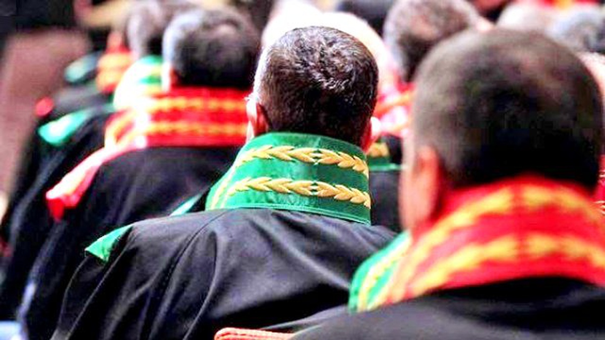 İstanbul Adalet Sarayı\'nda Tutuklanan Hakim ve Savcı Sayısı 74\'e Yükseldi