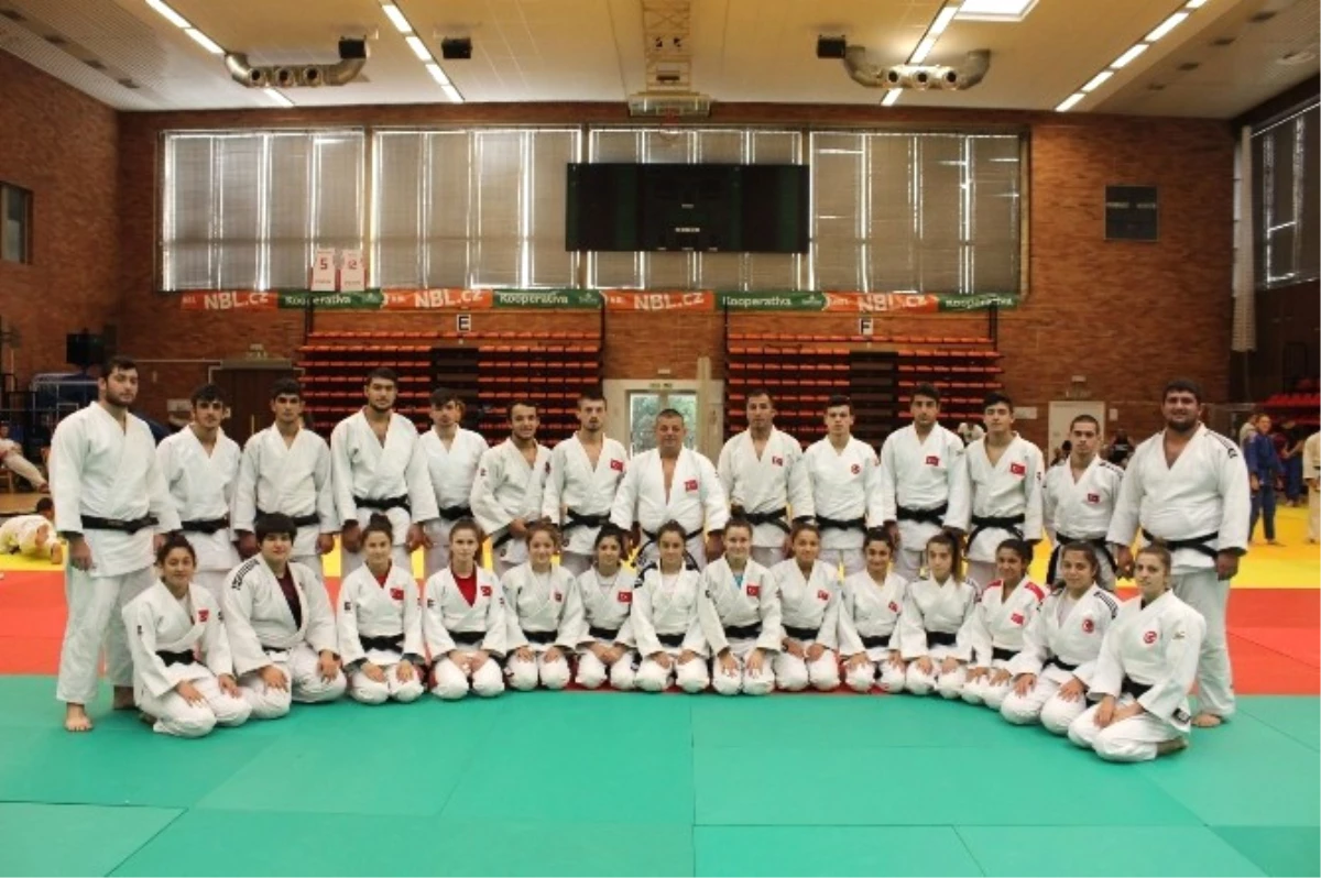 Judo Genç Takımı Berlin\'de