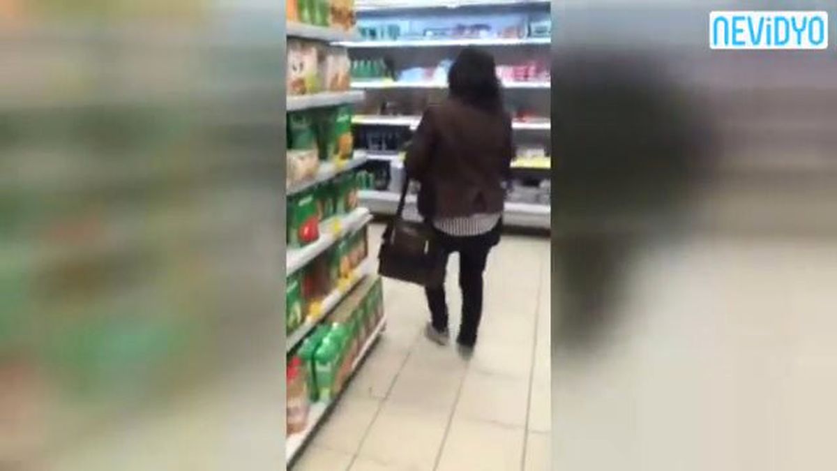 Kadını Markette Takip Etti Ve...