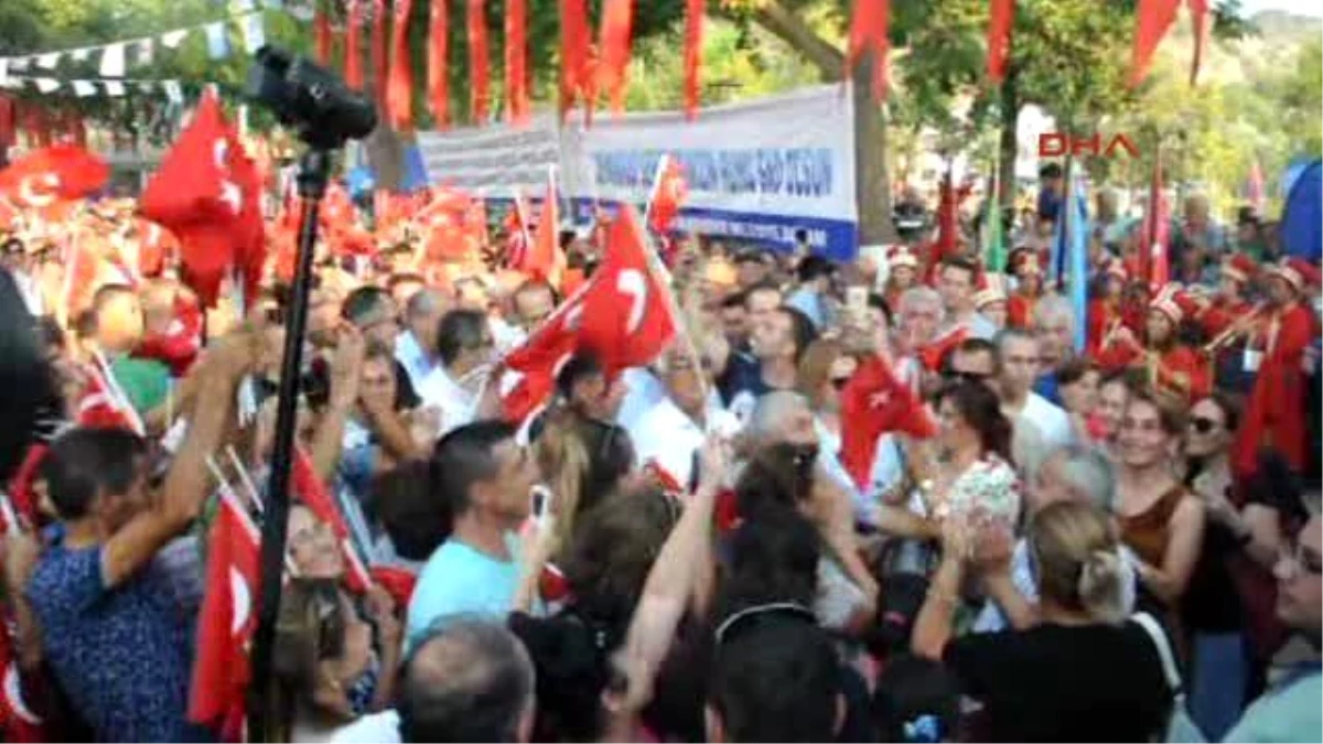 Koçarlı Çerçioğlu, Korkmuyoruz, Çünkü Bizim Mustafa Kemal\'imiz Var