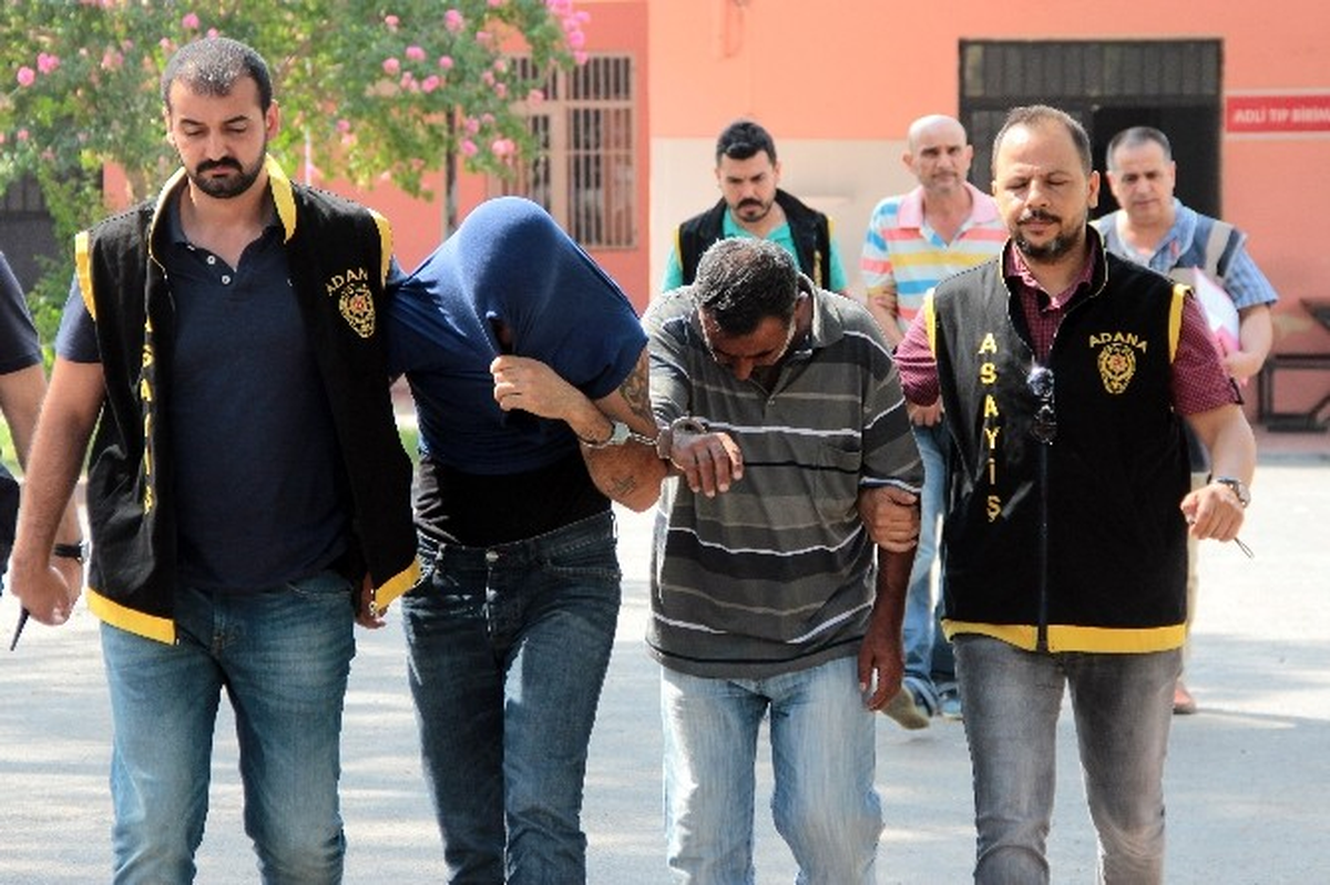 Sahte Polisler 63 Bin Lira Dolandırdı
