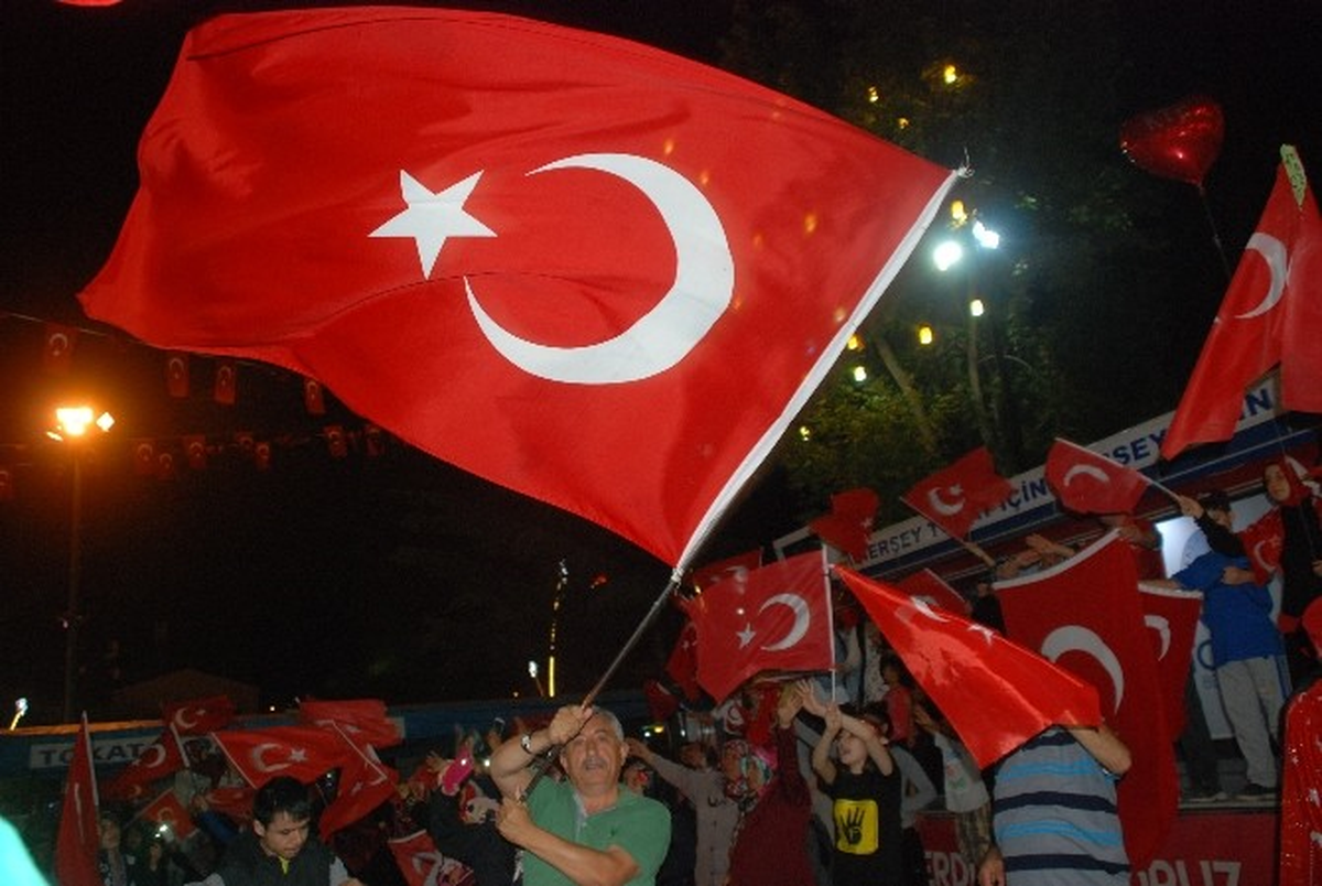 Tokat\'ta Demokrasi Nöbeti