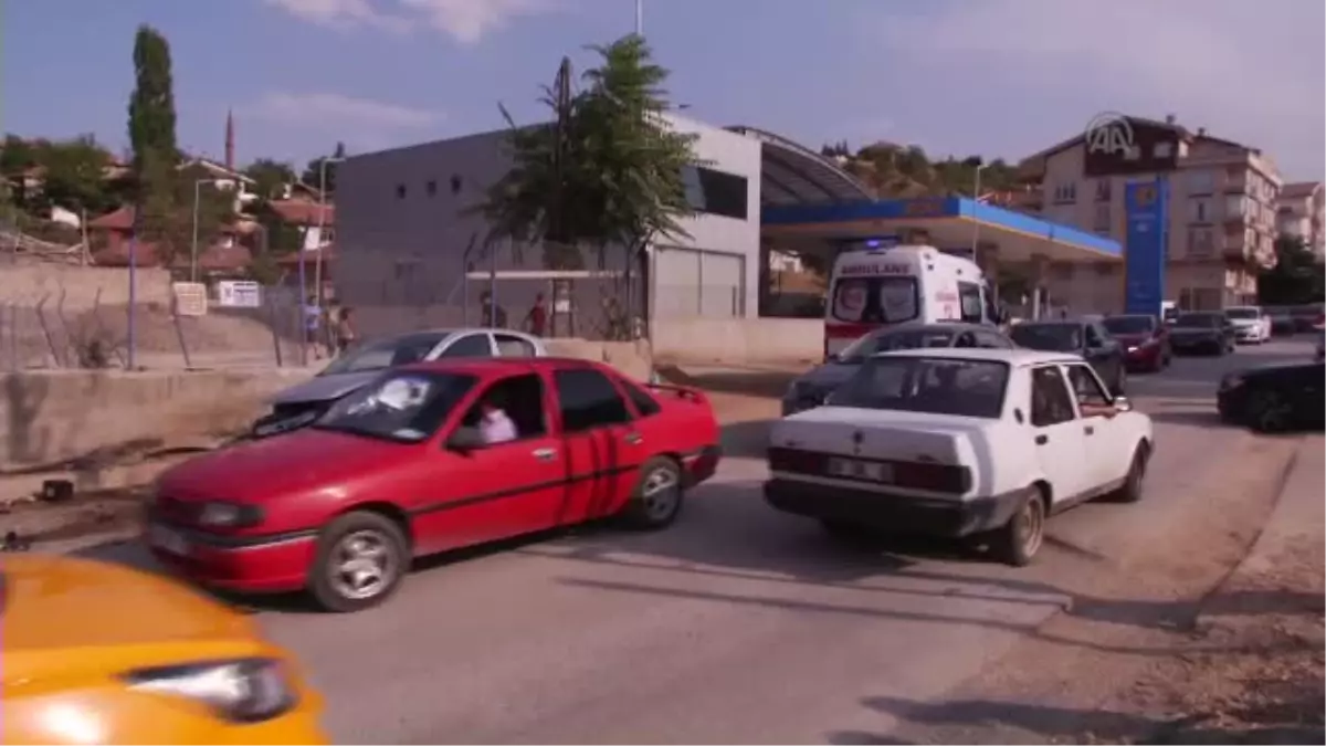 Başkentte Trafik Kazası: 1 Ölü, 4 Yaralı